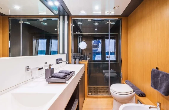 Silver Breeze - Image 9