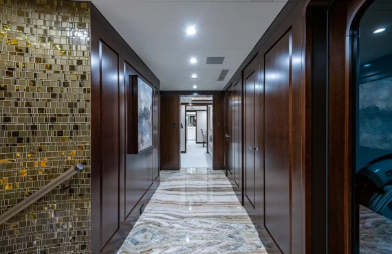 Missing Link - Image 20