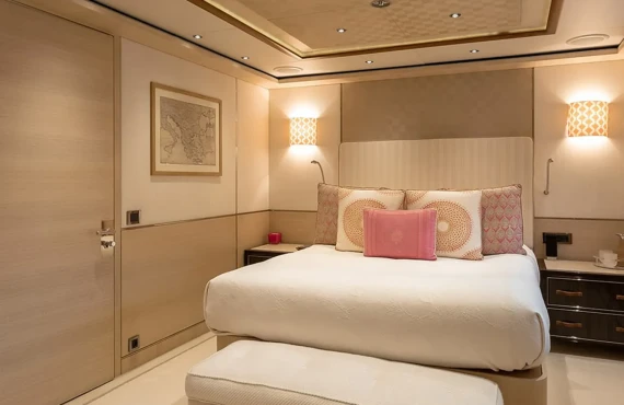 Baton Rouge - Image 9