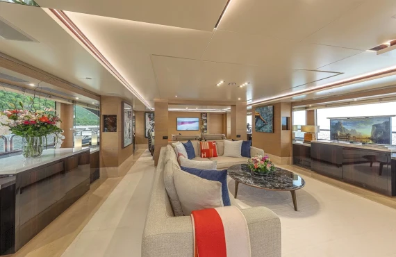 Sur La Mer - Image 3