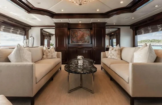 Nicole Evelyn - Image 3