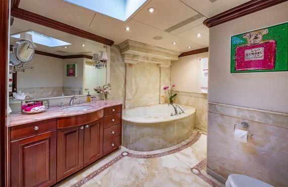 Carte Blanche - Image 19