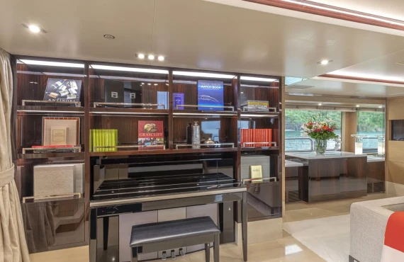 Sur La Mer - Image 20