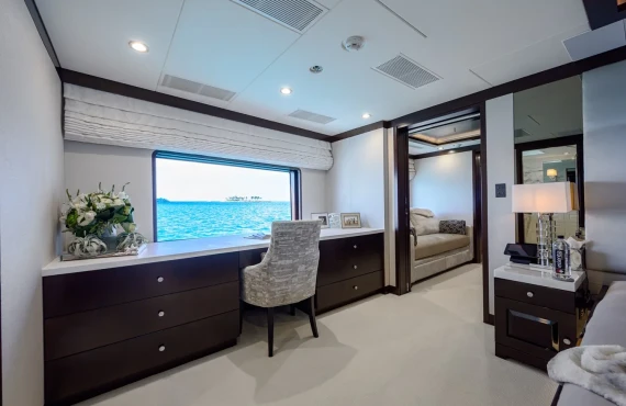 Missing Link - Image 11