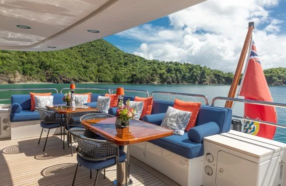 Sur La Mer - Image 24