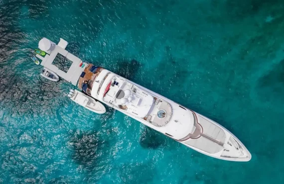 Nicole Evelyn - Image 27