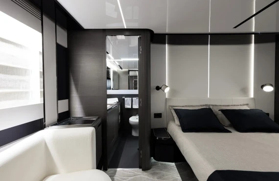 Never Give Up - Image 8