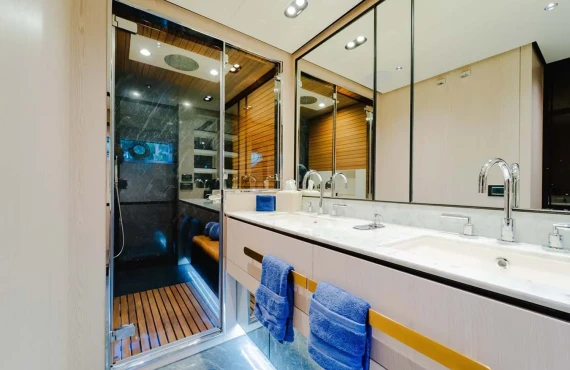 Limitless - Image 15