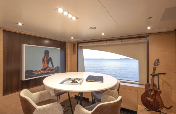 Sur La Mer - Image 22