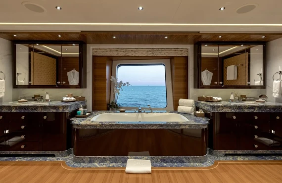 Baton Rouge - Image 15