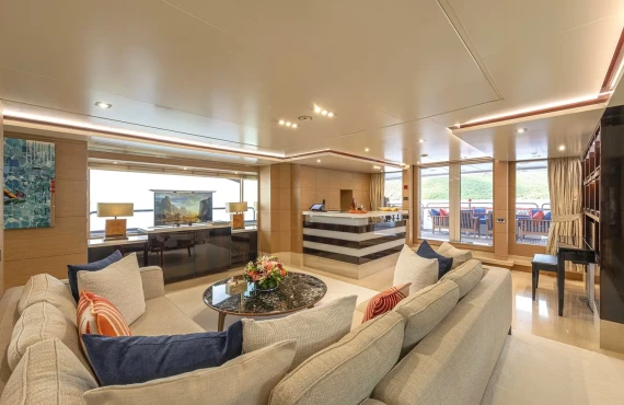 Sur La Mer - Image 4