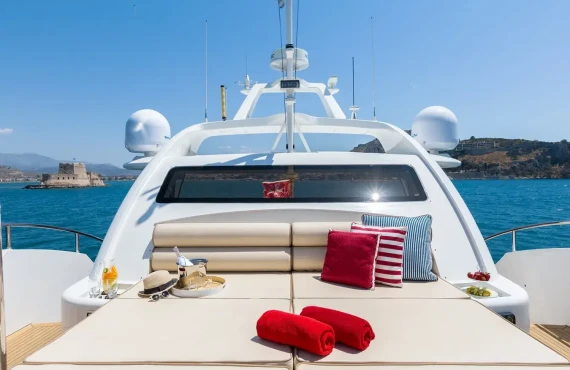 Rebecca V - Image 19