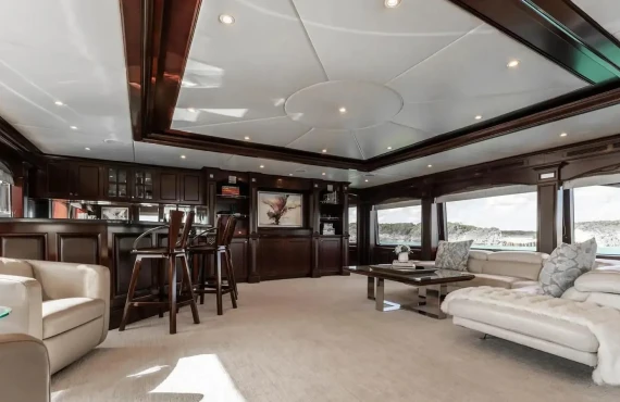 Nicole Evelyn - Image 15