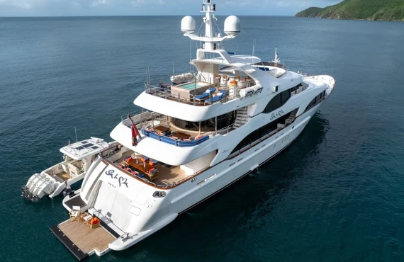 Sur La Mer - Image 35