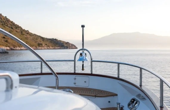 Rebecca V - Image 17