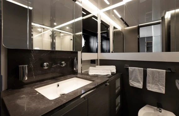 Never Give Up - Image 11