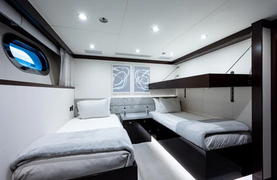 Missing Link - Image 15