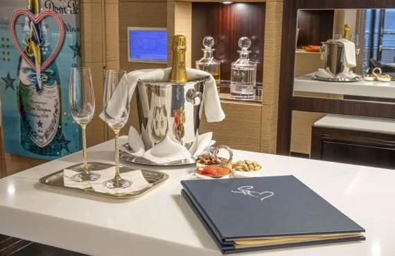 Sur La Mer - Image 21