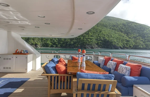 Sur La Mer - Image 27