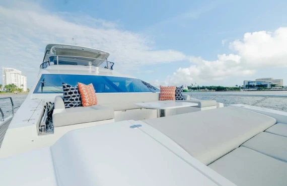 Limitless - Image 20