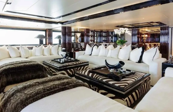 Lioness V - Image 12