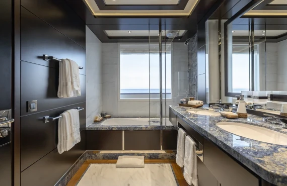 Baton Rouge - Image 14