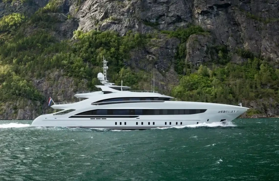 Cinderella Noel IV - Image 5