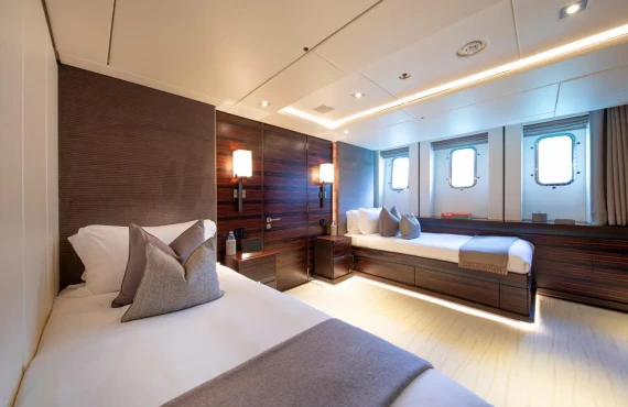 R Juniors - Image 16