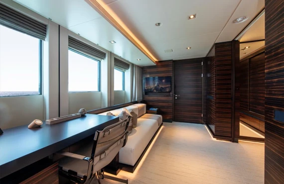 R Juniors - Image 11