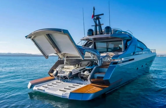 Alexandra - Image 18