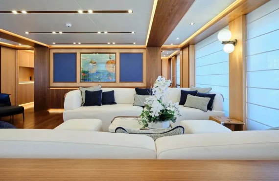 Lady Betty - Image 5