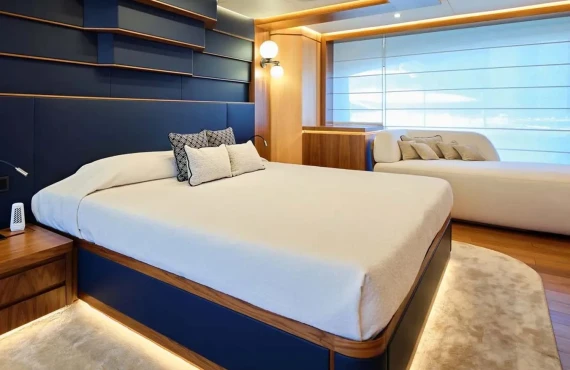 Lady Betty - Image 6