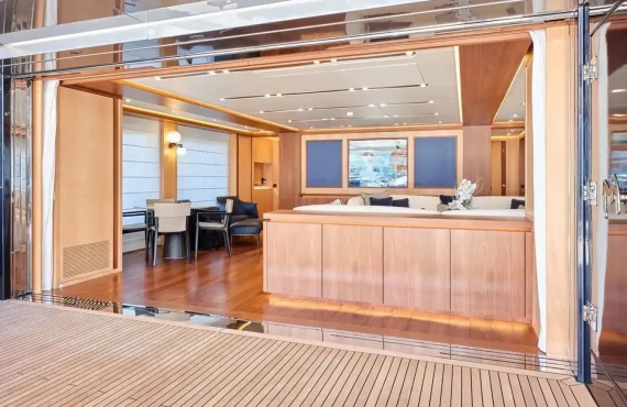 Lady Betty - Image 13