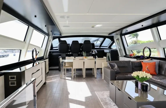 Queen B Sport - Image 3