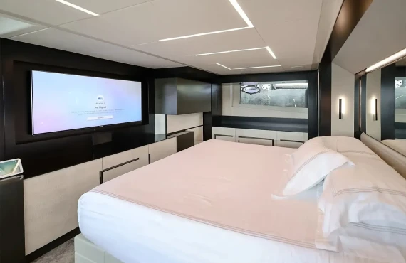 Queen B Sport - Image 8