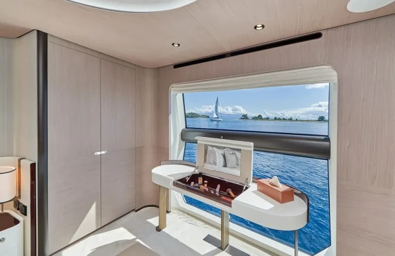 Aluminia Too - Image 5