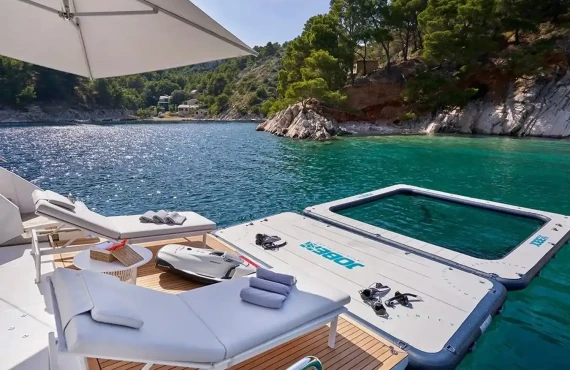 Aluminia Too - Image 13