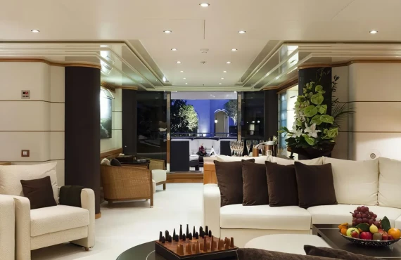 Red Sapphire - Image 3