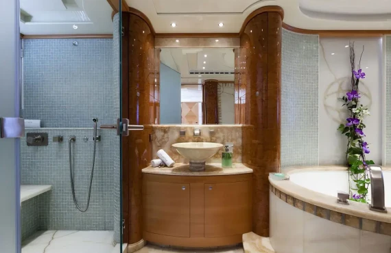 Red Sapphire - Image 14