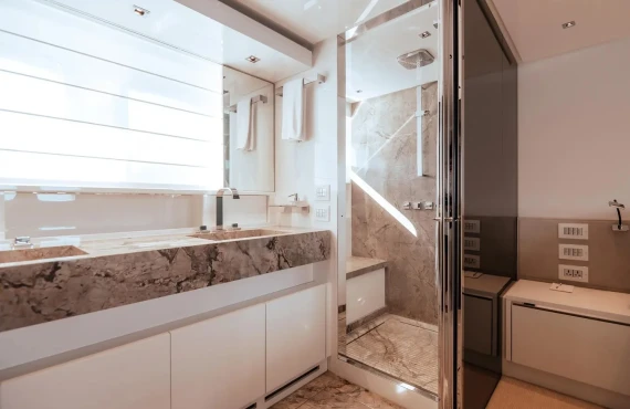 TNT Leisure - Image 10