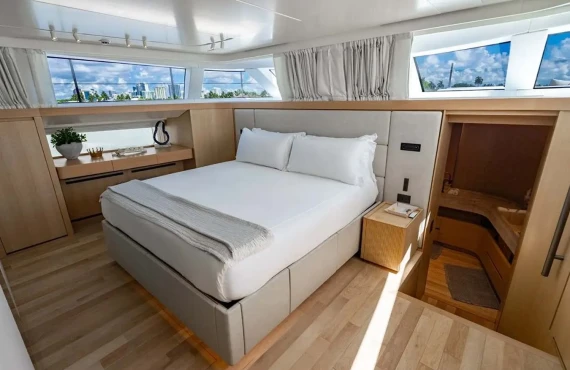 Midlife Muse - Image 6