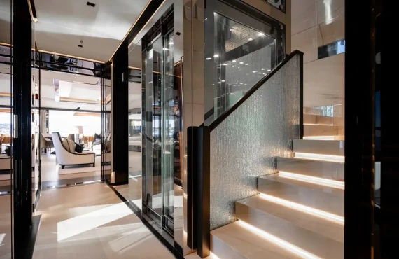 Lady Estey - Image 11