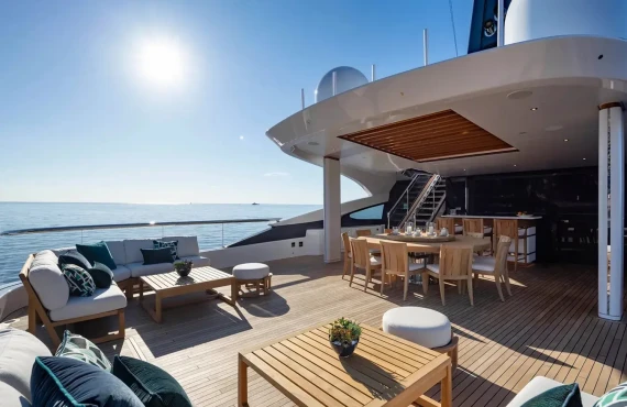 Lady Estey - Image 19