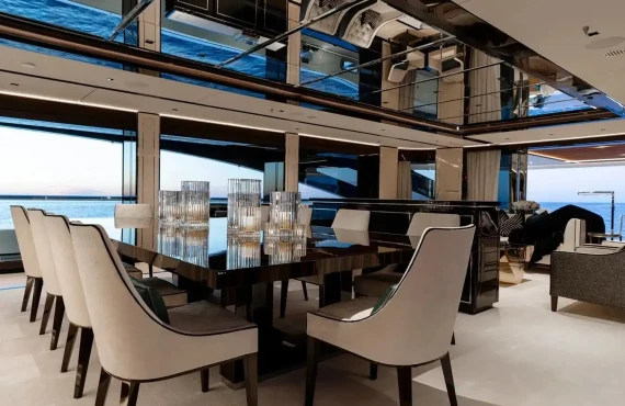 Lady Estey - Image 4