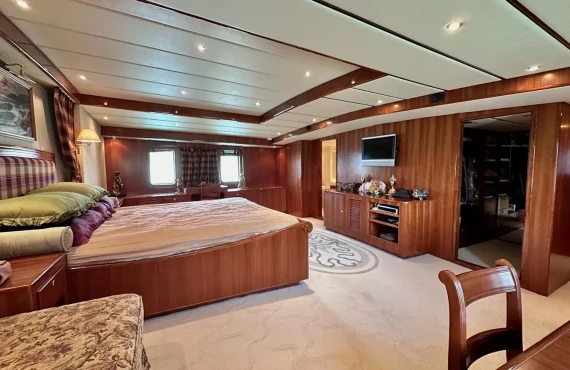 Western Isles - Image 6