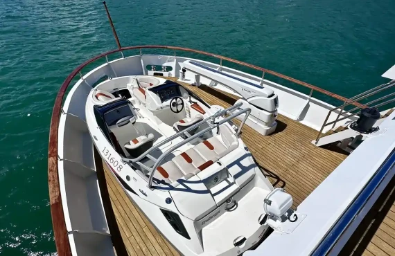 Western Isles - Image 19