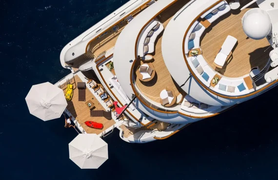 Crystalady - Image 16