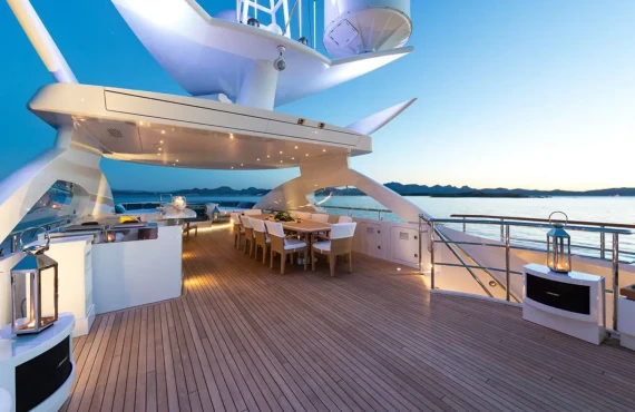 Crystalady - Image 12