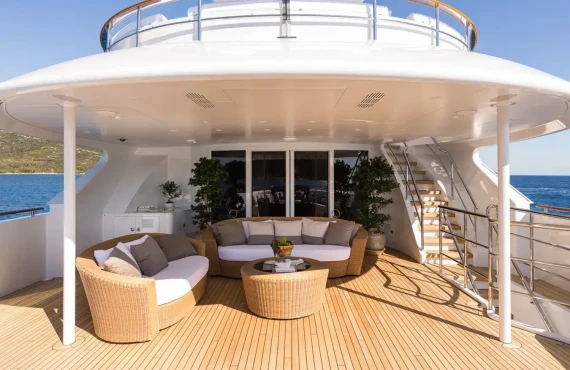 Crystalady - Image 11