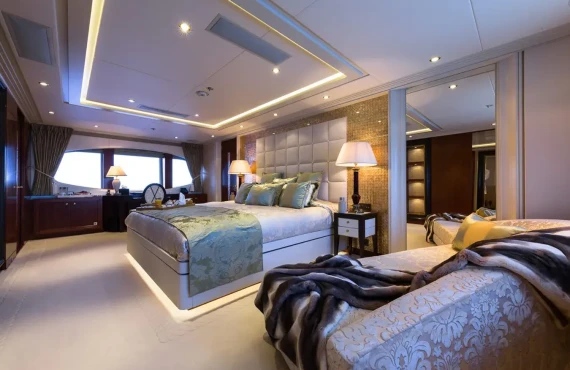 Crystalady - Image 5